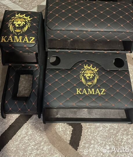 Комплект ящик,подлокотник в камаз