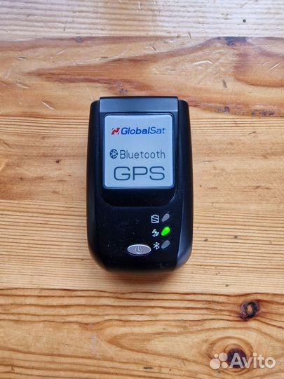 Bluetooth GPS приемник Globalsat BT-338