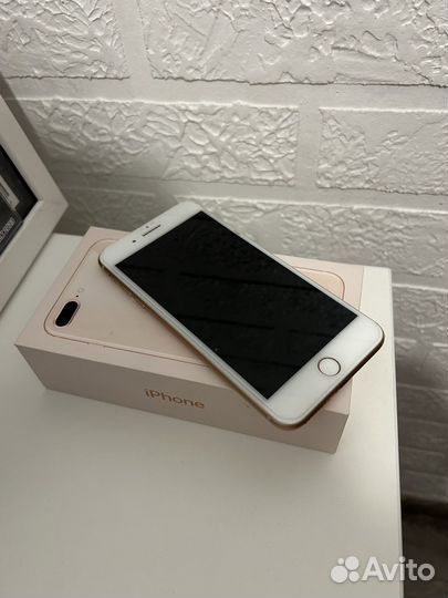 iPhone 8 Plus Gold 64gb