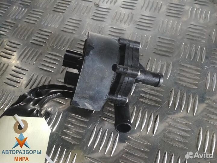 Помпа Tesla Model X 2019 1035348