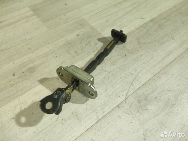 Ограничитель двери задний правый Honda Civic Viii