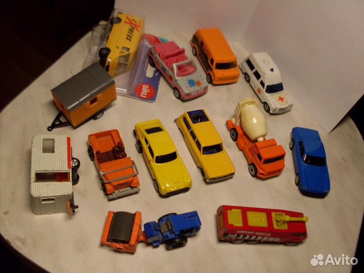 Советские и Английские игрушки.хот вилс М1\64