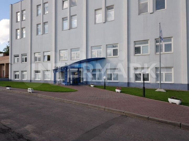 Продам торговое помещение, 106.6 м²