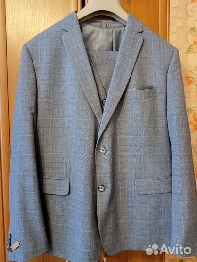 Свадебный костюм