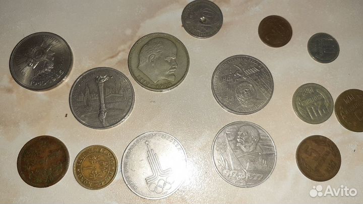 Продам монеты и марки