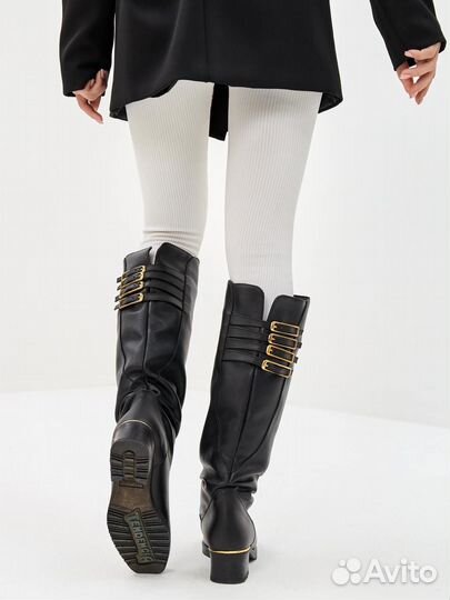 Мягкие сапоги для женщин на весну и осень