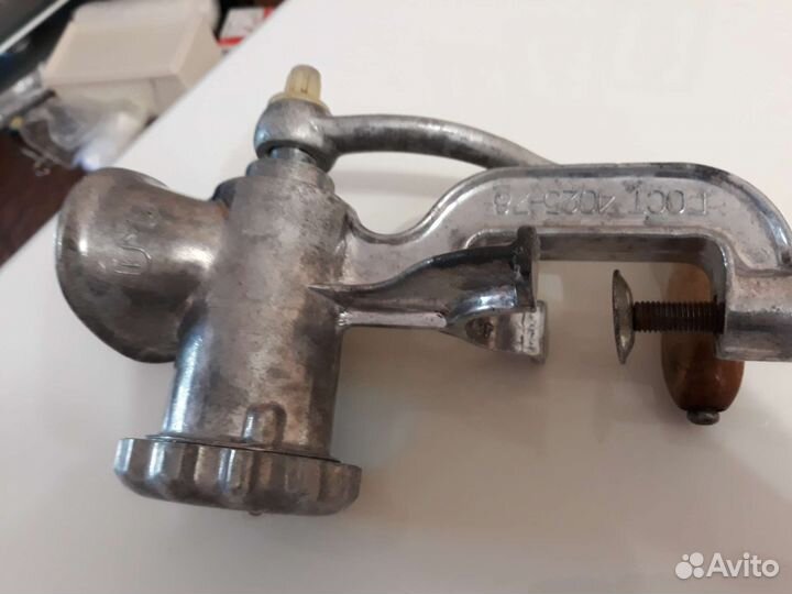 Мясорубка ручная бу