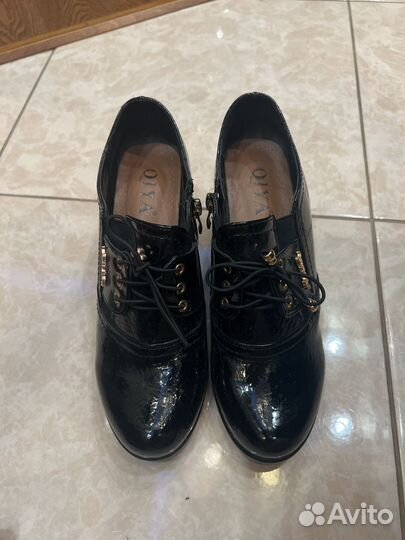 Полуботинки