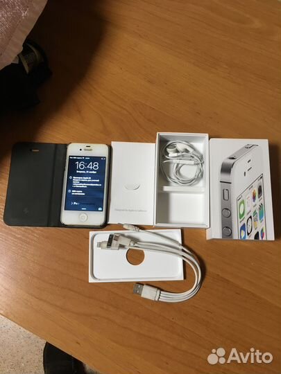 iPhone 4S, 8 ГБ