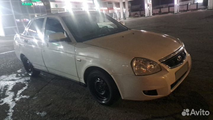 LADA Priora 1.6 МТ, 2008, 200 000 км