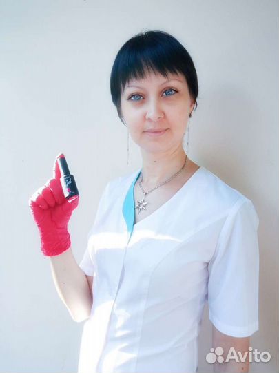 Маникюр, педикюр, подология