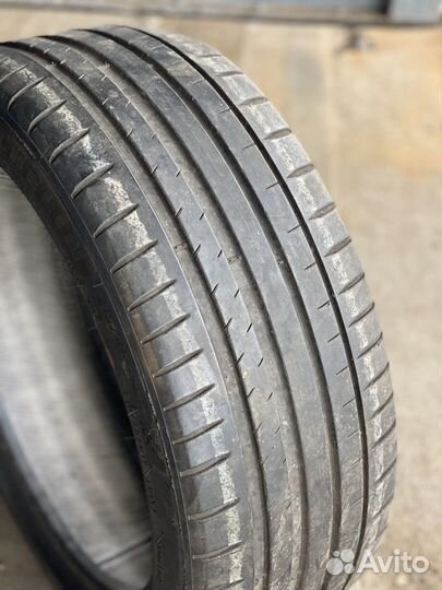 Michelin Pilot Sport 4 215/45 R17 91Y