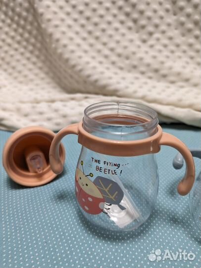 Поильник с трубочкой новый