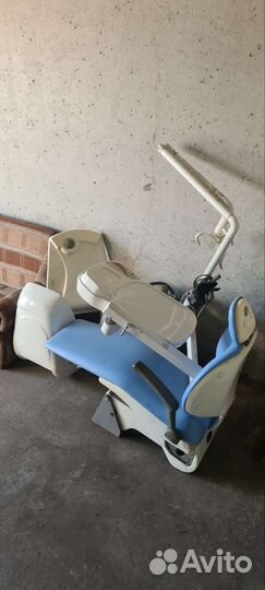 Стоматологическое кресло