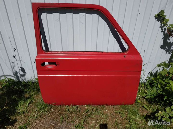 Двери на ваз2121