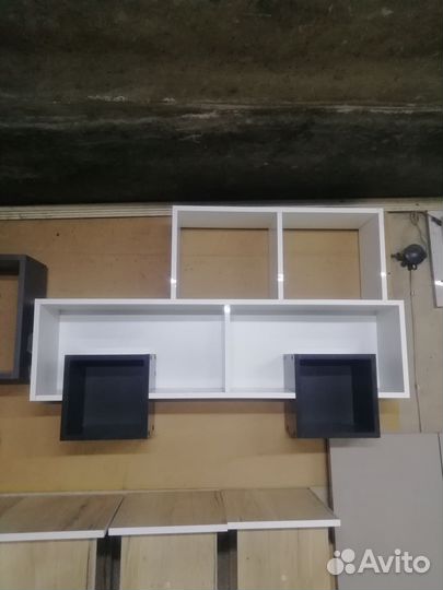 Полка для книг