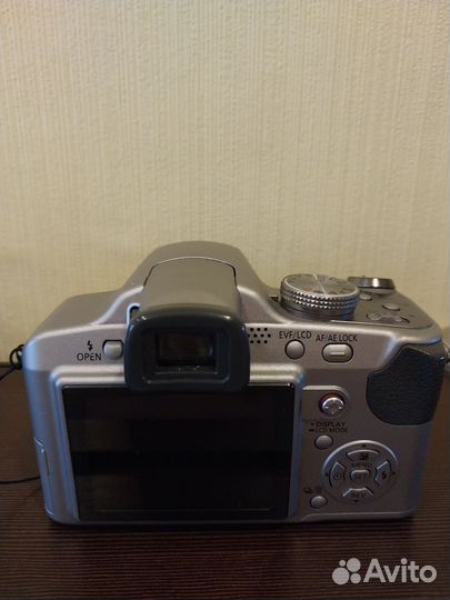 Цифровая камера Panasonic DMC-FZ18