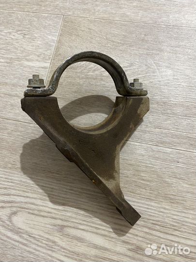 Кронштейн привода Ford Focus 3