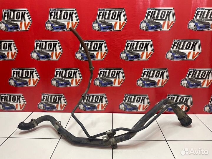 Заливная горловина топливного бака Toyota Caldina