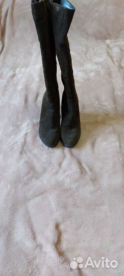 Демисезонные замшевые сапоги 35 р