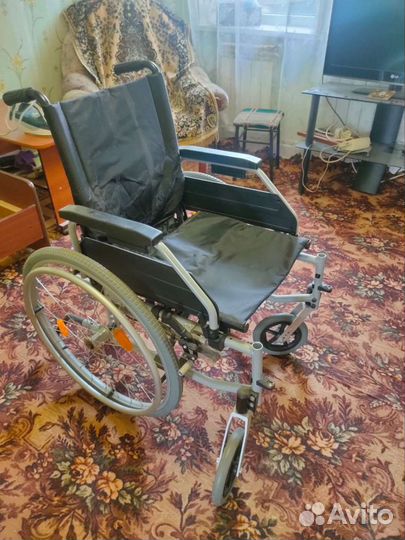 Коляска инвалидная