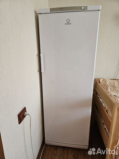 Морозильная камера indesit