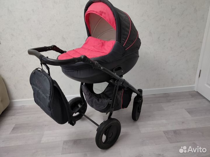 Коляска 3 в 1. Tutis Zippy