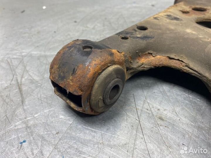 Рычаг передний Volkswagen Bora 1997-2005 седан 2