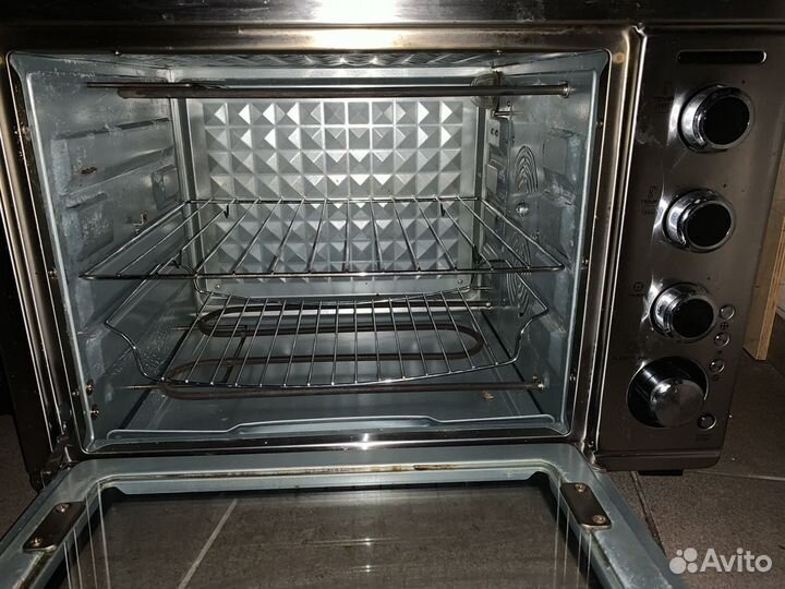Духовка электрическая с конвекцией+гриль б/у