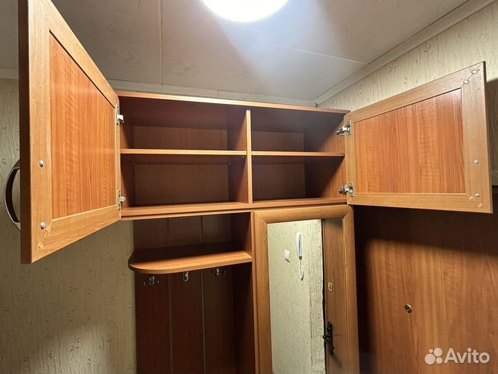 Шкаф в прихожую