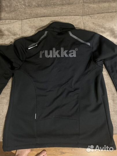 Костюм для лыж куртка и брюки фирма rukka на рост