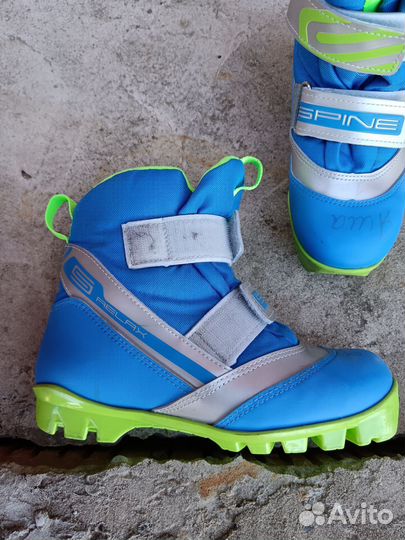Лыжные ботинки 36 размер nnn