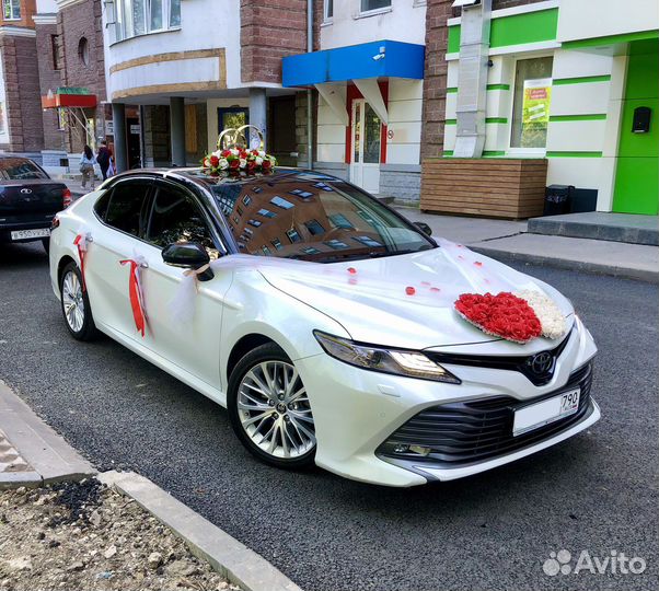 Украшения на машину