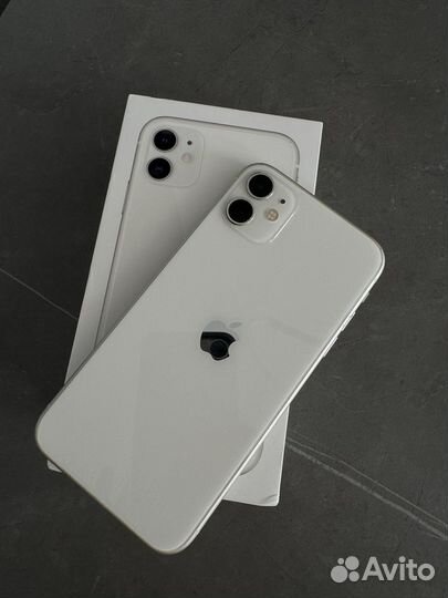 iPhone 11, 64 ГБ