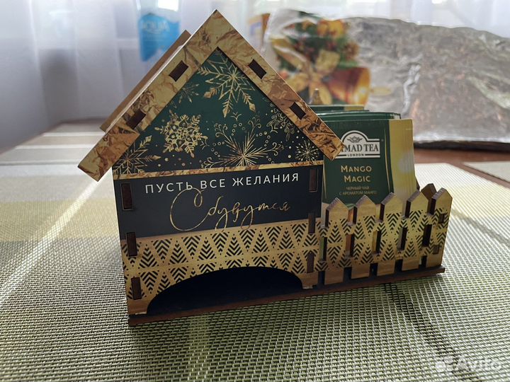 Новогодние кружки и ёлочные игрушки