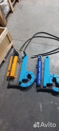 Ключи для раскручивания буровых штанг