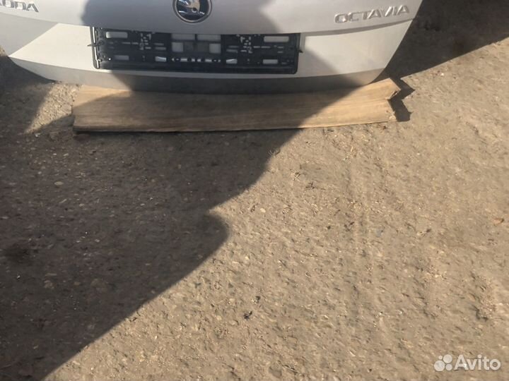 Крышка багажника skoda octavia а7 2017-2020