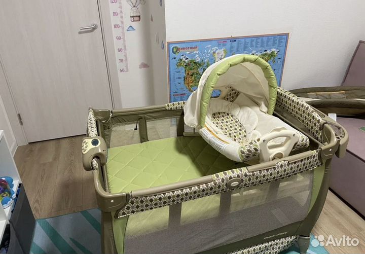 Кроватка-манеж Graco cuddle cove