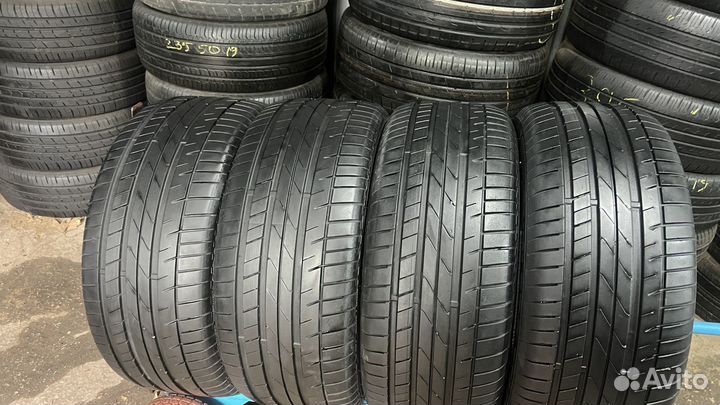 Petlas Explero H/T PT431 255/50 R19 и 285/45 R18 107V