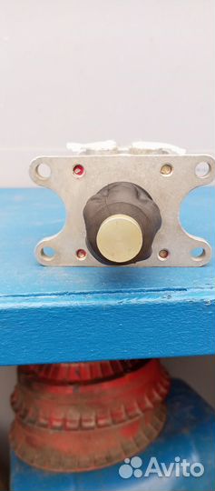 Кран тормозной камаз