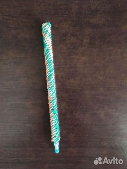 Гелиевая ручка плетёная