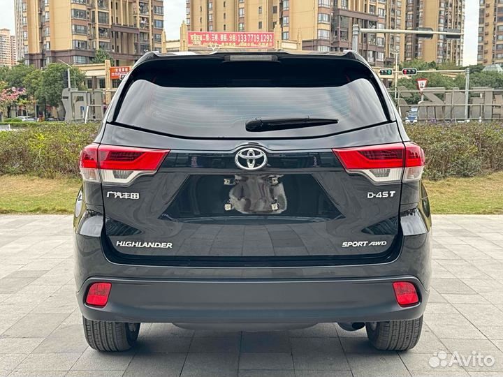 Toyota Highlander 2.0 AT, 2021, 31 000 км