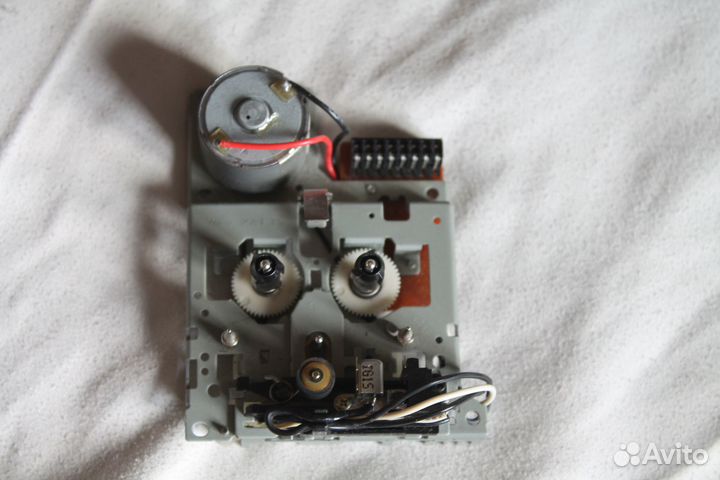 Лентопротяжной механизм (лпм)