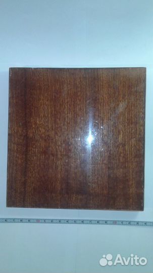 90 лет со дня сходки казанских студентов.барельеф