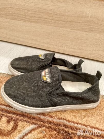 Продам детская обувь