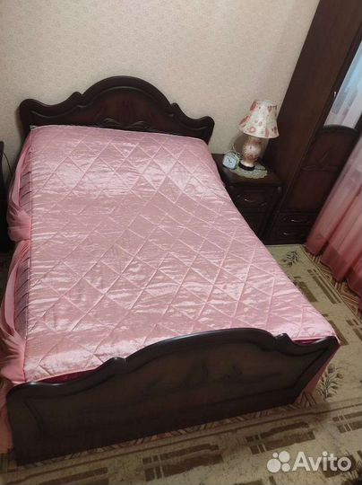 Шторы с ламбрекеном и покрывало