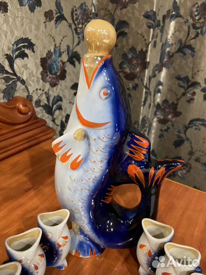 Графин с рюмками