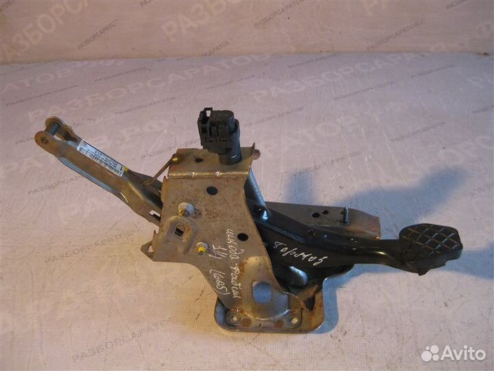 Педаль тормоза Skoda Fabia универсал BME 2007