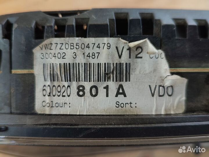 Приборная панель 6Q0920801A на Volkswagen Polo 4