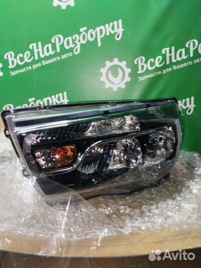 Фара передняя левая Ваз Веста